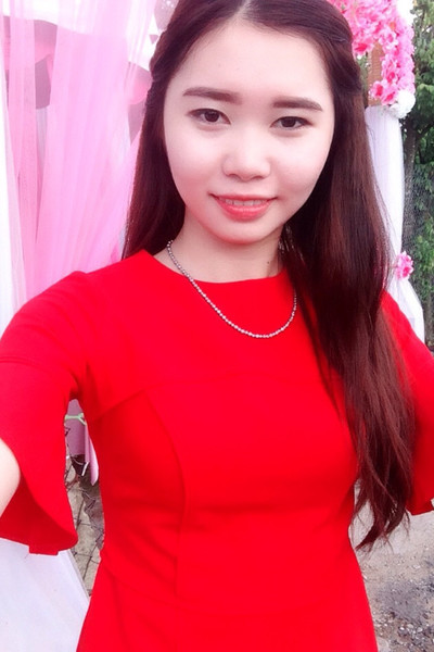 スタイル抜群のベトナム女性20代