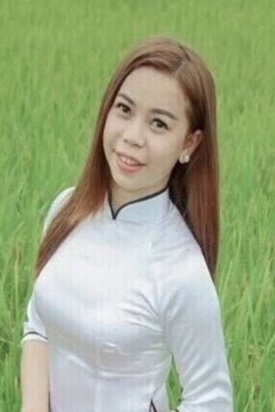 素直なベトナム人女性10代