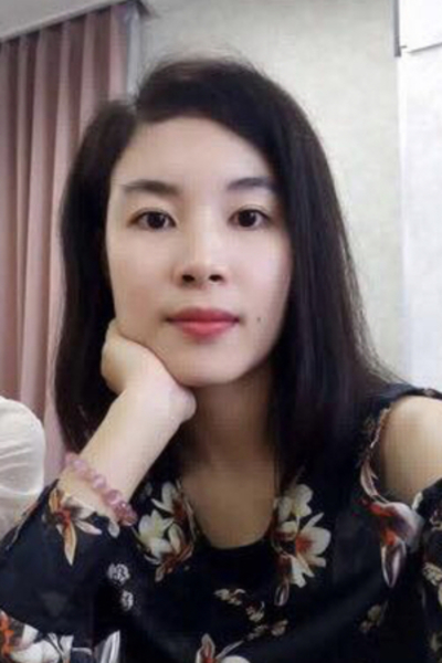 栃木県在中の大人の雰囲気を持ち合わせたベトナム女性20代