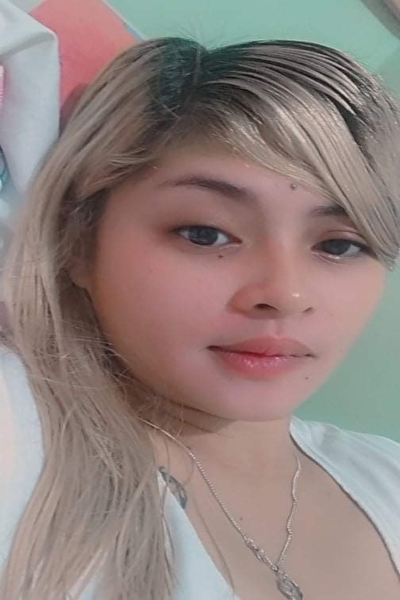 色白で可愛いフィリピン女性20代