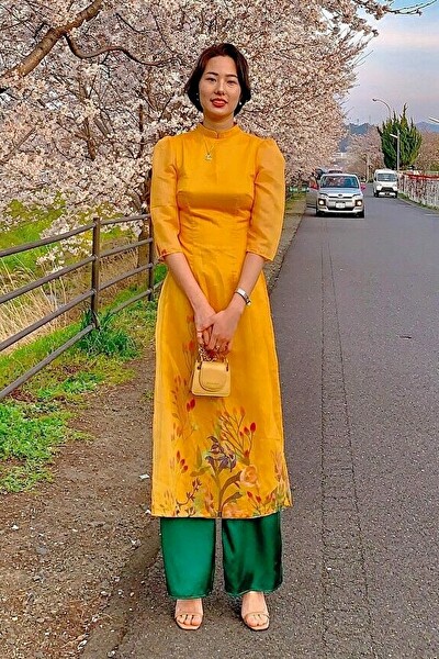 滋賀県在中スタイルのいいお洒落なベトナム女性20代(JP229)