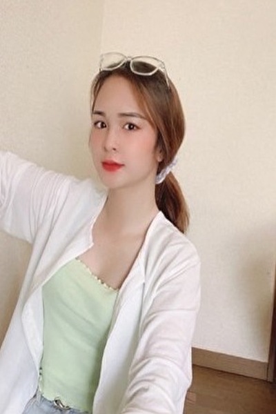 清楚なベトナム女性20代（SAM22312）