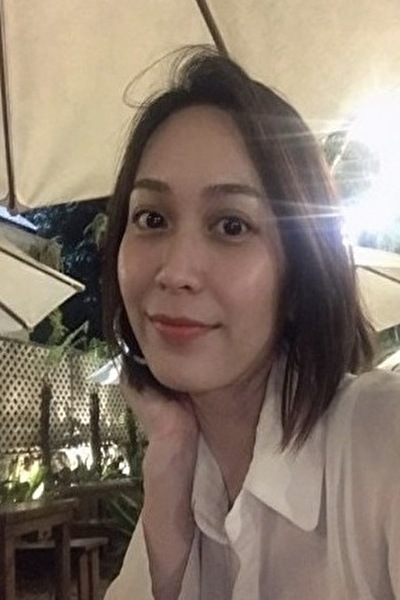 英語の得意な知的なベトナム女性30代（TJP23408）