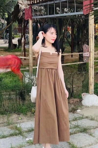 陽気で社交的なベトナム女性20代（TH24324）