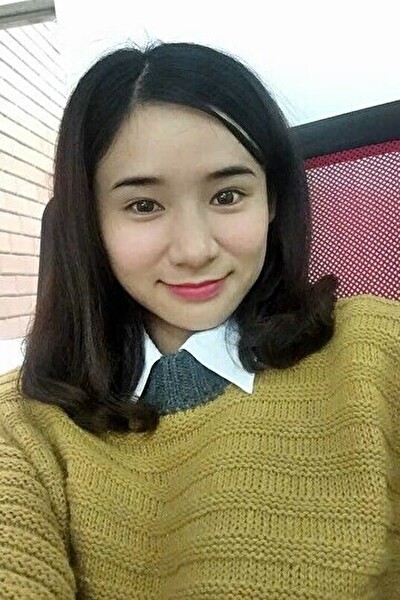 他人への気遣いが出来る清楚で知的なベトナム女性30代（TH24354）