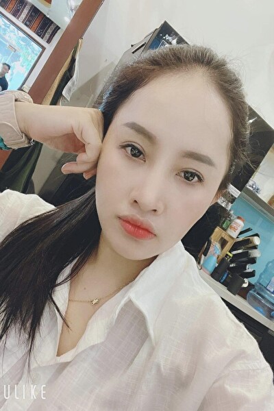 探検して学ぶ事が好きな大人のベトナム女性30代（HV24085 ）