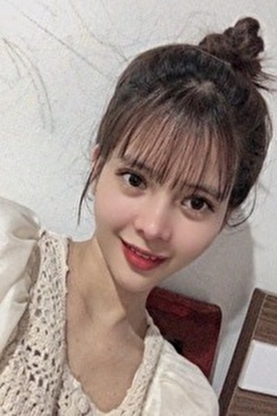 親しみやすい社交的で世話好きなベトナム女性20代（TH24356 ）
