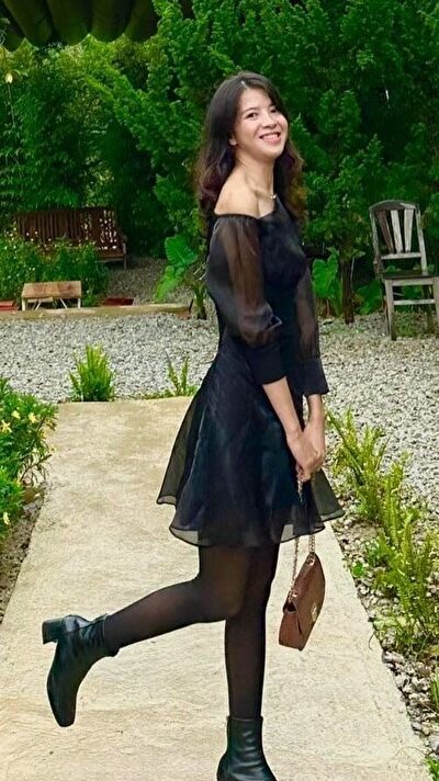 脚の綺麗な親しみやすいベトナム女性30代（TH24361 ）