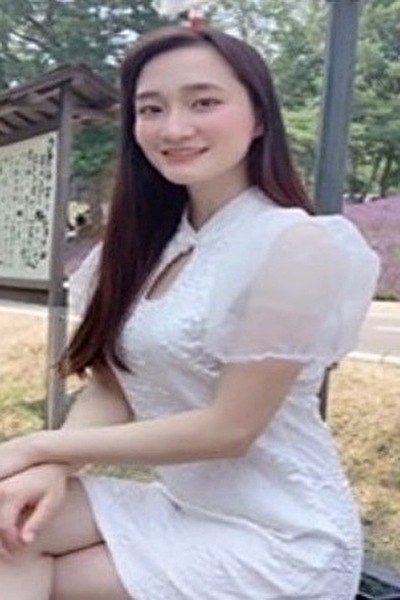 日本語検定1級のベトナム女性20代（SAM25568 ）