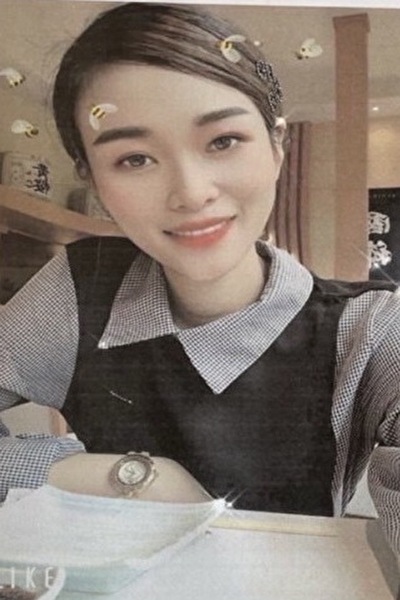 お洒落で大人の雰囲気を持っているベトナム女性30代（SAM25554 ）