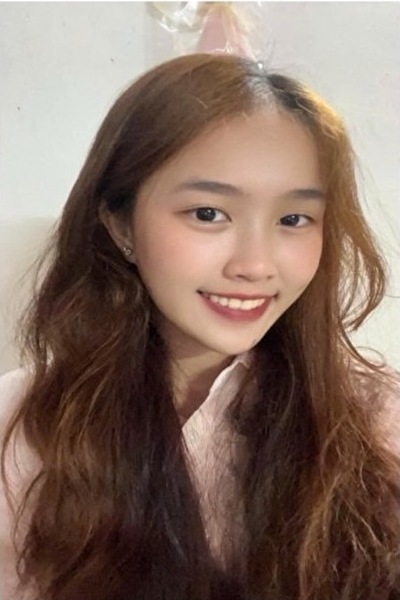 スタイルの良い明るくて誠実なベトナム女性20代（SAM25558 ）