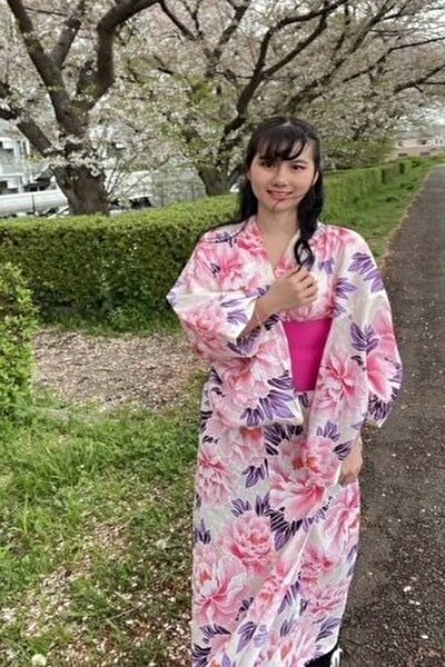 神奈川県在中の美味しいものを食べる事が大好きなベトナム女性20代（JP251011 ）