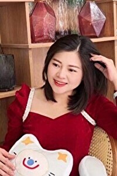 アマチュア俳優をしている綺麗なベトナム女性30代（HV25283 ）