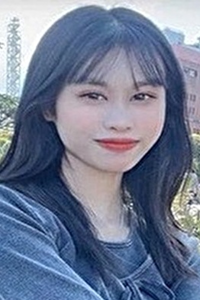陽気で明るい高身長のベトナム女性20代（TH25196 ）