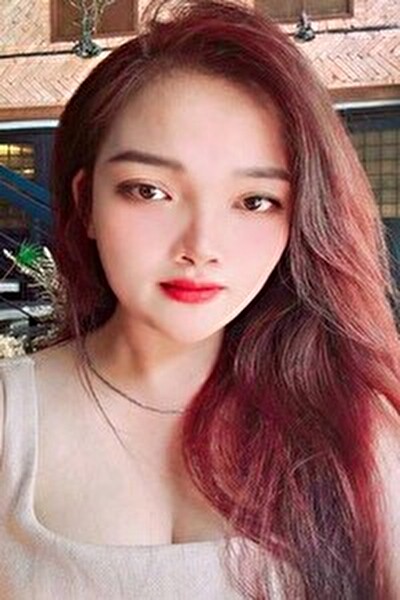 日本に憧れている綺麗なベトナム女性20代（HV25297）
