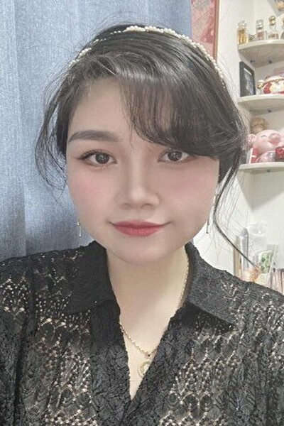 愛知県在中のアオザイが似合う高身長で気取りのないベトナム女性30代（QJP25029 ）