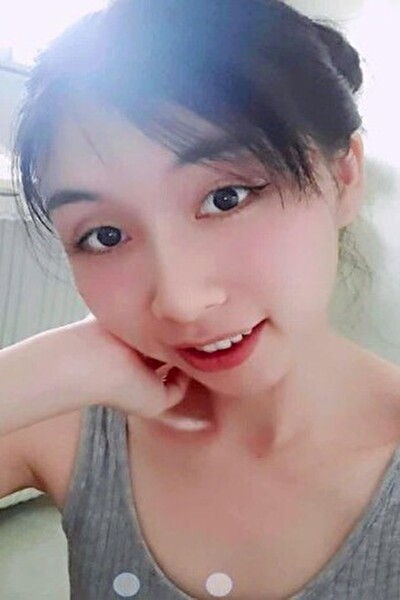 フレンドリーなベトナム女性30代（HV25308 ）