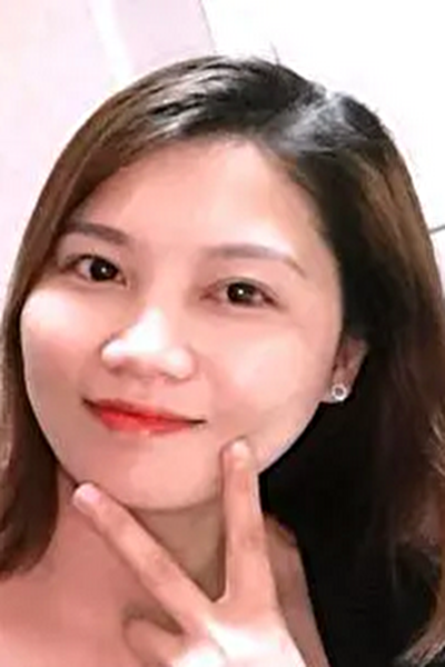 面倒見の良い優しくて明るいベトナム女性30代（QJP25004 ）