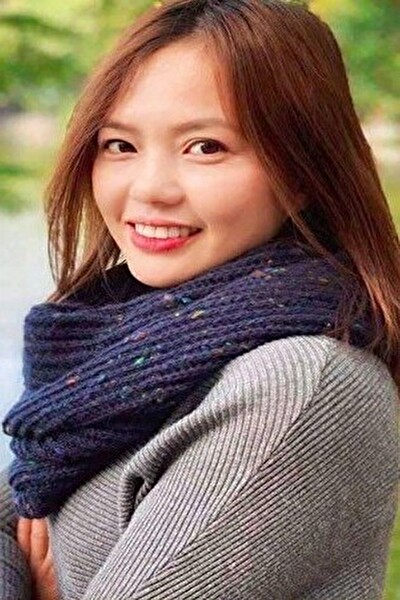 花を育てる事が大好きな知的で清楚なベトナム女性30代（HV25318 ）