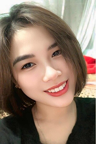 しっかりとした知的なベトナム女性30代（TH25531 ）