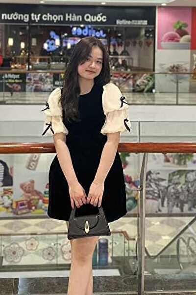 料理が得意で周りを笑顔に出来るベトナム女性20代（JP261111）