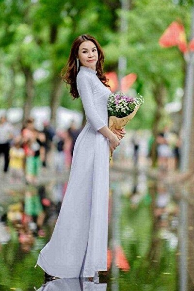 スタイル抜群の勤勉で活動的なベトナム女性30代（TH25541 ）