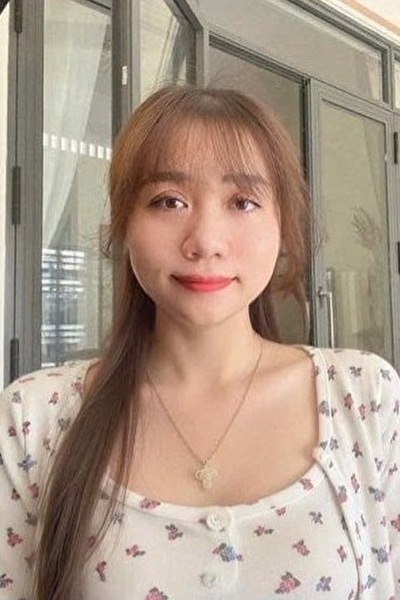 温厚で思いやりのあるベトナム女性20代（TH26336）